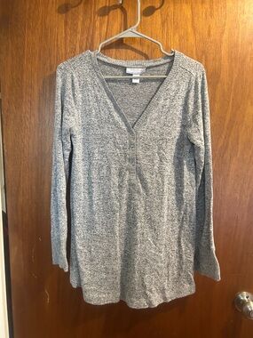 Motherhood Maternity Heather Gray V-Neck Long Sleeve Tunic